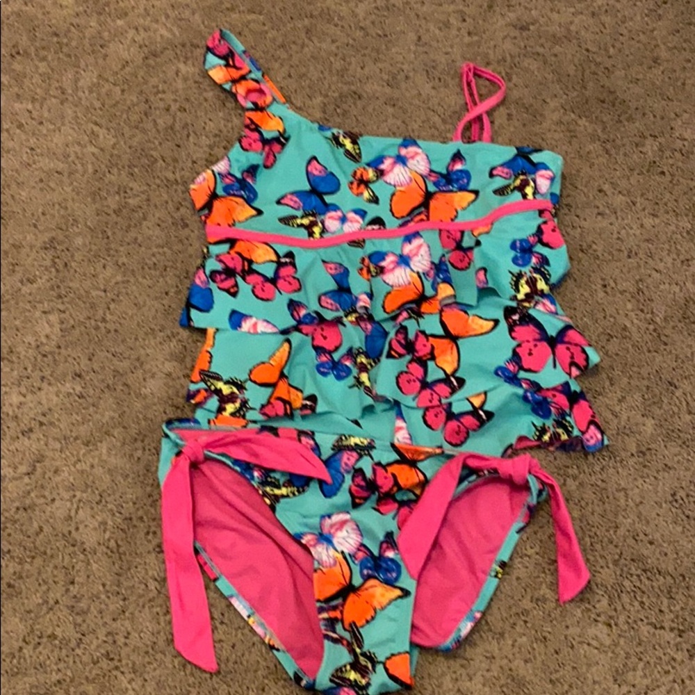 Justice girls 14 tankini. Butterfly print.